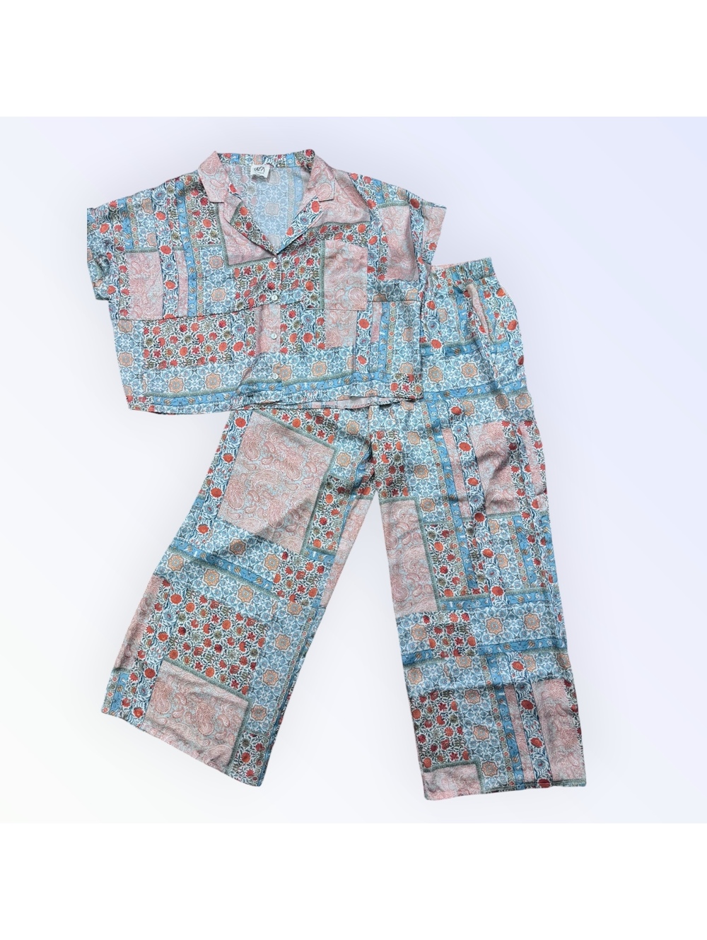 DRA Los Angeles patchwork print pajama set